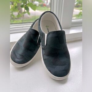 Crewcuts size K12 Camo loafer slip on Sneaker